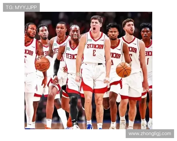 火箭队训练强度揭秘及球员日常备战细节