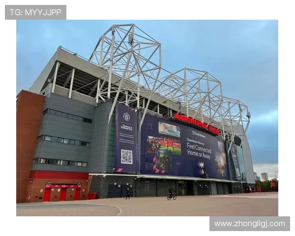 德甲中圈图案是哪个球队的标志？球场细节背后的文化含义