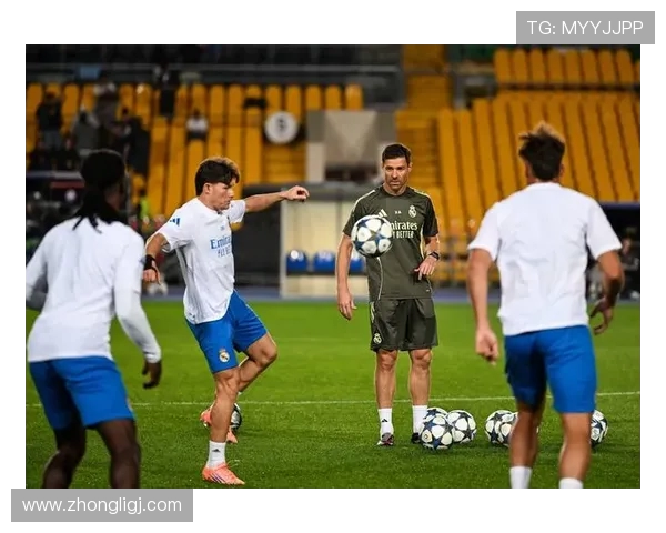 英超球员傍身助手在体育训练中的作用探讨 英超球员傍身助手在体育训练中的作用探讨